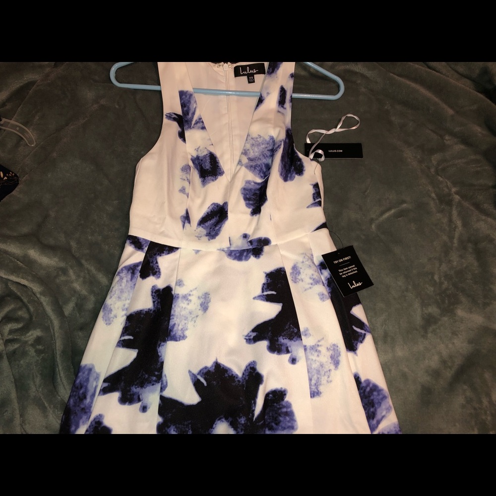 Lulus homecoming dress